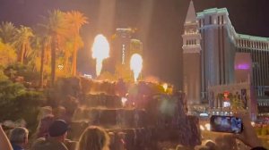 Volcano Las Vegas mirage one of the last shows Ever !