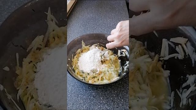 Пирог из кабачка с сыром, отличный перекус.