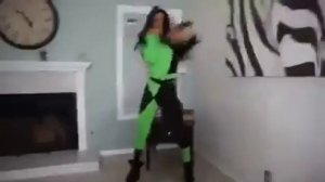 Proof That The Kim Possible vs Shego Dance (Issa Twaimz vs Larray) Goes With Anything