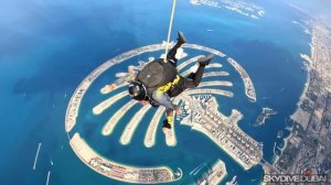 Skydive experience in Dubai!  FearlessJump with  Peter her tandem  #dubaipalm   #bucketlist #skydiv