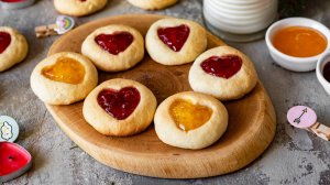 🍪 Песочное печенье «Сердечки» с джемом — рецепт для любимых