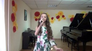 "Я рождена чтобы петь "  музыка и слова Д. Воскресенского