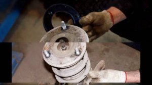 Установка полиуретановых проставок на Lexus is 250 HD