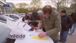 Угнанные машины продавали в автосалоне столицы. Разбирается Центр правовой помощи и судебной защиты.