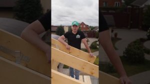 Как монтировать стропила на скользящие опоры
