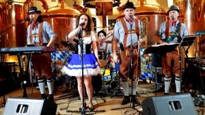 Ein Prosit der Gemütlichkeit! Октоберфест, Бюргер Бенд, Пауланер, Люкс Меломания