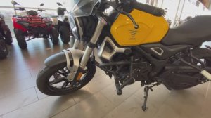 Voge 350AC 2023 желтый