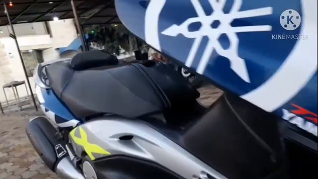 YAMAHA TMAX 500 STICKERS смотреть онлайн