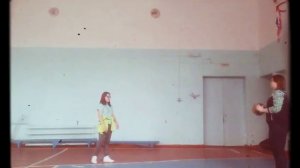 Как проходит урок физры в колледжах.