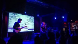 Still Corners - The Last Exit (live)