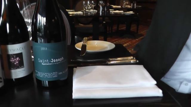 Alan Brady, Sommelier at One Devonshire, Glasgow - Favourite Wines смотреть онлайн