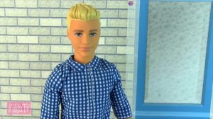 Она Ела Свои Козявки ?!!! Мультик Барби Куклы Игрушки Для девочек Про Школу IkuklaTV