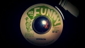 Johnny Cool - Long Time Ago / Version 7" Mr Funny