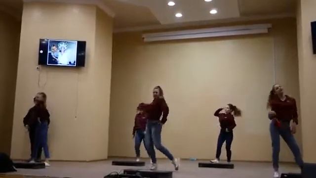 Зажигательное выступление на степах