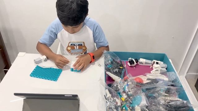 LEGO® MINDSTORMS® Robot Inventor 51515 ( Unboxing )