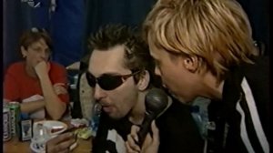 Горшок за сценой фестиваля Нашествие 2002