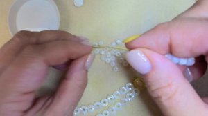 Как собрать двухрядное колье. Чокер своими руками