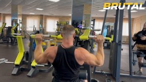 Вертикальная тяга