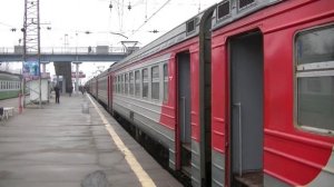 Электропоезд ЭР2Т-7157 станция Апрелевка