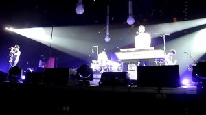 Keane - She Has No Time (Live/HQ)
