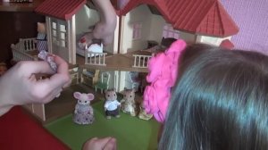 Семья белок и большой дом со светом | VLOG | Sylvanian families City House with Lights