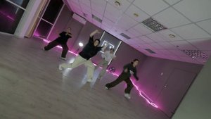 Феодосия. Танцевальная студия GRAD | Yanarchy Y2