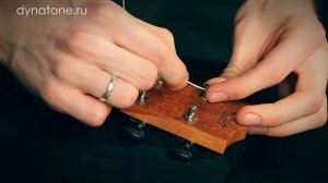 Как правильно поменять струны на укулеле