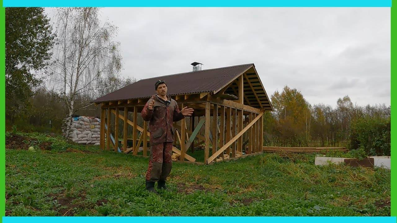 "Ондулиновая" крыша и вентиляция сарая для коров готовы!