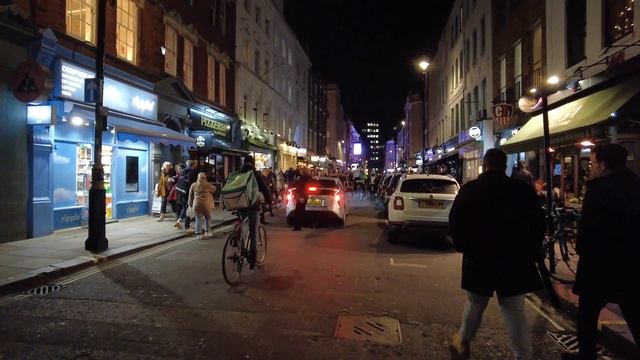 Exploring the Vibrant Streets of Soho: A Walking Tour