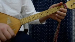 Разборы для балалайки. Песня гр. Гражданская оборона - "Белые солдаты"