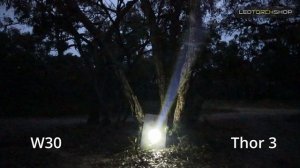 THIS Torch Throws 2.5KM DISTANCE!! | Lumintop Thor 3