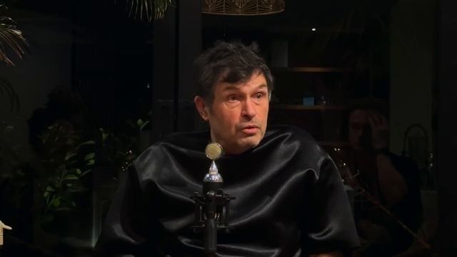 Как справиться с тревожностью и полюбить свои страхи. Поговорили с Сергеем Куприяновым и Олей Марке