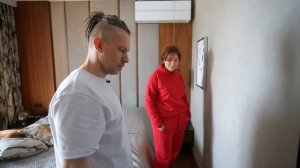 Четырёхкомнатная квартира с двумя детскими | дизайн в темных тонах | румтур