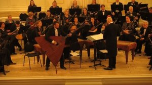 А. Пиоттух Монсеррат
Солист - Сергей Федосеенко (балалайка-контрабас)