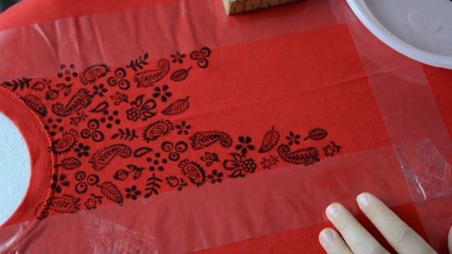 Мастерская "Ударница". Набойка на футболке смотреть онлайн