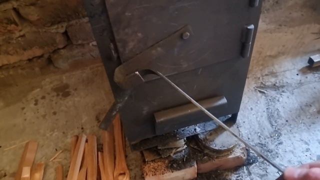 🔥 Искра! Супербюджетная отопительная печь. Обзор и тест!