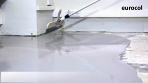 Eurocol.  Подготовка основания пола. Выравнивание с помощью самовыравнивающейся смеси.