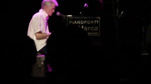 Peter Hammill - Undone (Udine, Italy 2009-12-08)