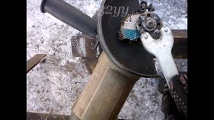 Как быстро открутить зажатую гайку болгарки (шлифмашинки)