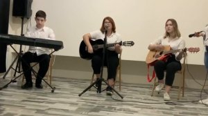 ОПУСТЕЛ НАШ ЛЮБИМЫЙ КЛАСС🎁 | ПЕСНЯ НА ПОСЛЕДНИЙ ЗВОНОК🛎