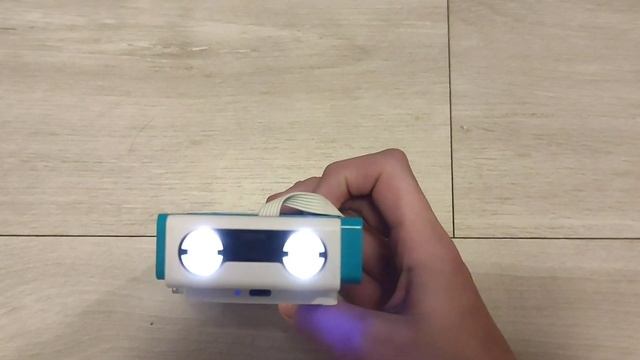 Смартфон из Lego Mindstorms Robot Inventor