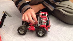 LEGO Time : Présentation du LEGO Technic 8261 - B