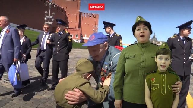 #МыпомнимМыгордимся, МБДОУ детский сад №8 "Солнышко",семья Лукьянченко Полины, песня "Ордена"