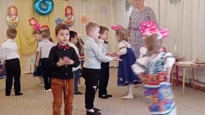 Танец 【Ладушки】- Безенчук детский сад Колосок - средняя группа #8марта