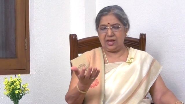 Get that Glow! Pregnancy skin care tips by Yoga Guru Hansaji смотреть онлайн