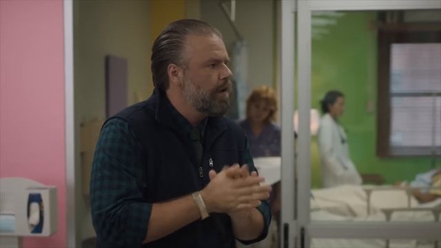 Sometimes Candy is the Best Medicine | New Amsterdam | MD TV смотреть онлайн