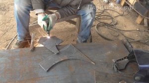 Варю отопительную печь буржуйку не прямоток для гаража.