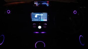 Mekede M300S in Toyota Bb QNC21