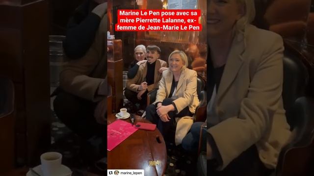 Marine Le Pen pose avec sa mère Pierrette Lalanne, ex-femme de Jean-Marie Le Pen