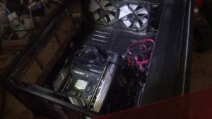 Ставлю водяное охлаждение на процессор 13600k на дому у одного из подписчиков